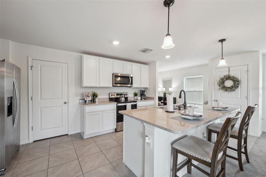 Active With Contract: $325,000 (4 beds, 2 baths, 2238 Square Feet)