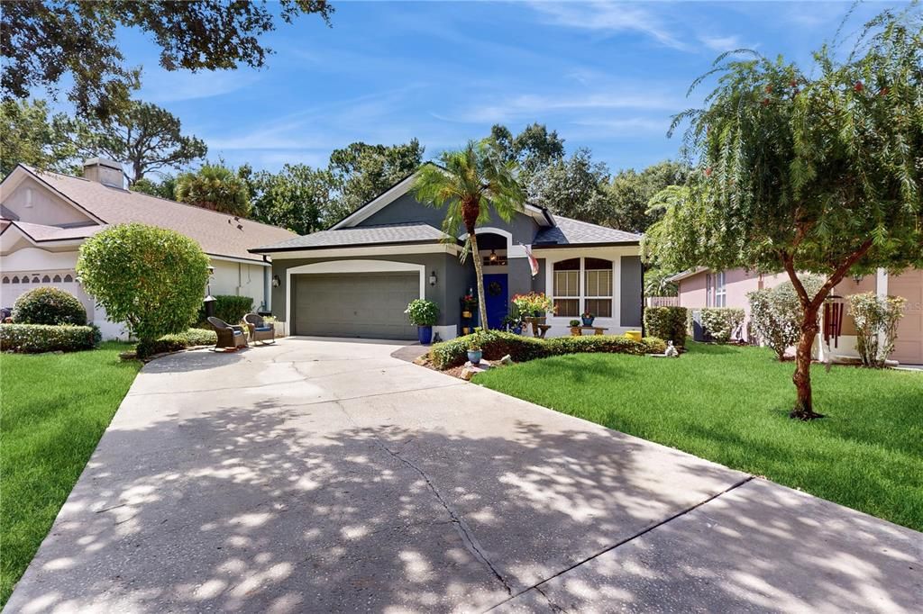 Active With Contract: $459,900 (3 beds, 2 baths, 1677 Square Feet)