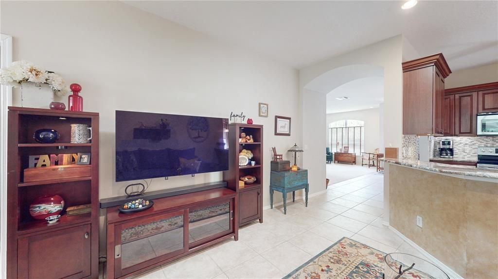 Active With Contract: $459,900 (3 beds, 2 baths, 1677 Square Feet)