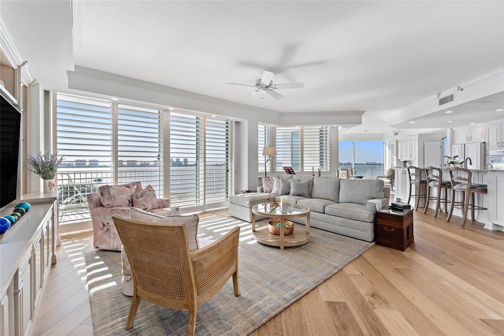 Active With Contract: $3,150,000 (4 beds, 2 baths, 3685 Square Feet)