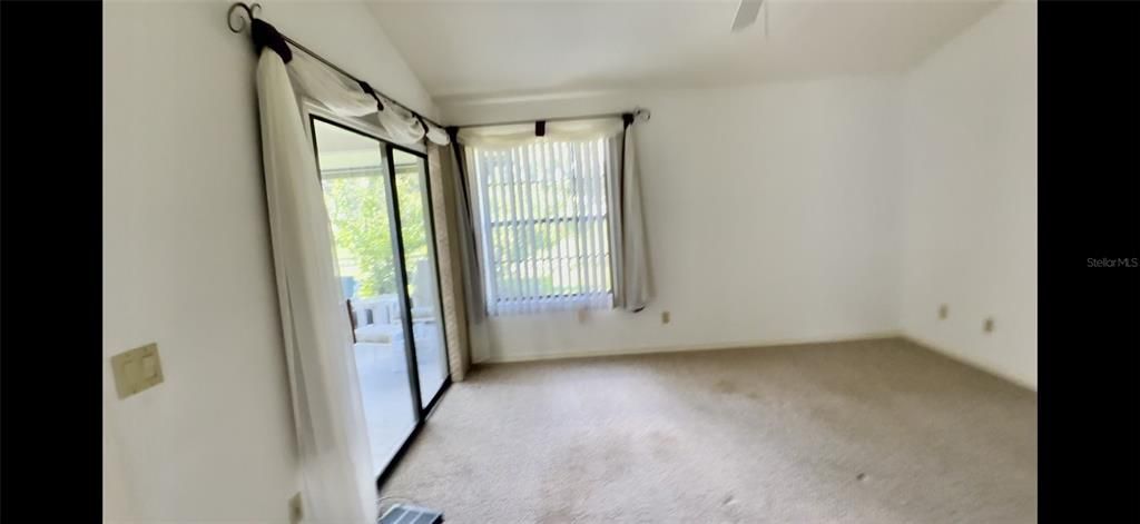 For Sale: $229,000 (2 beds, 2 baths, 1220 Square Feet)