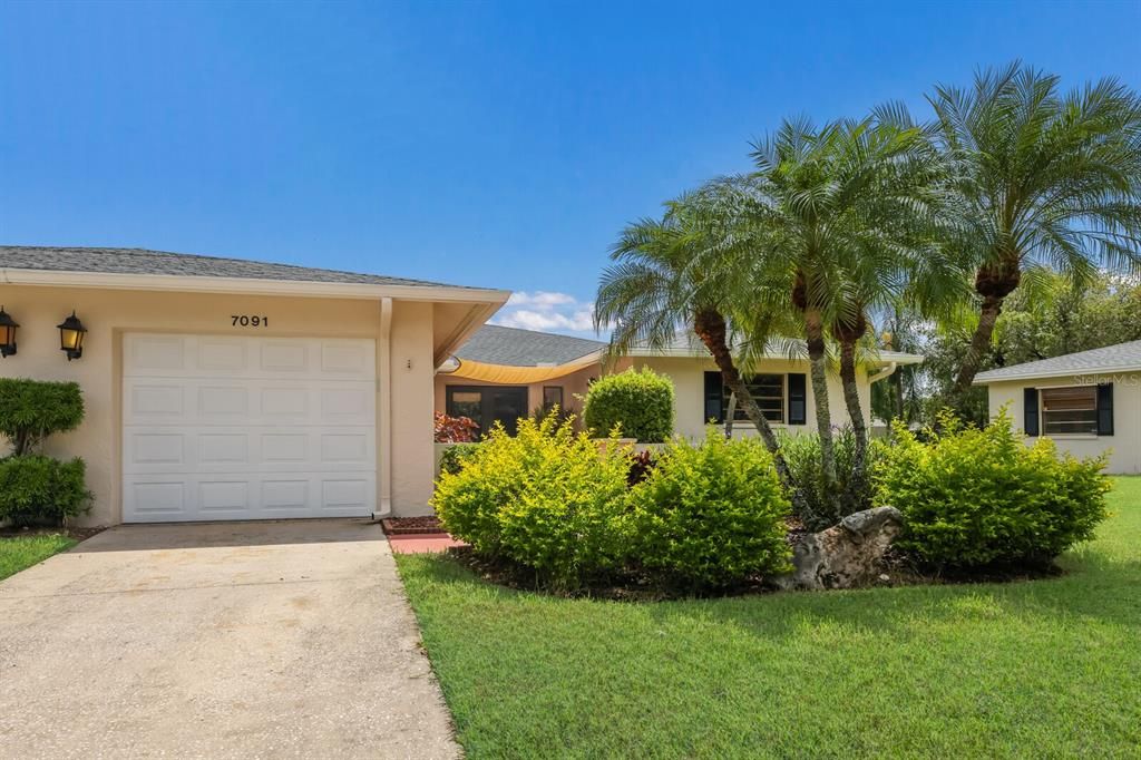 7091 Fairway Bend Circle - awesome villa in Palm Aire