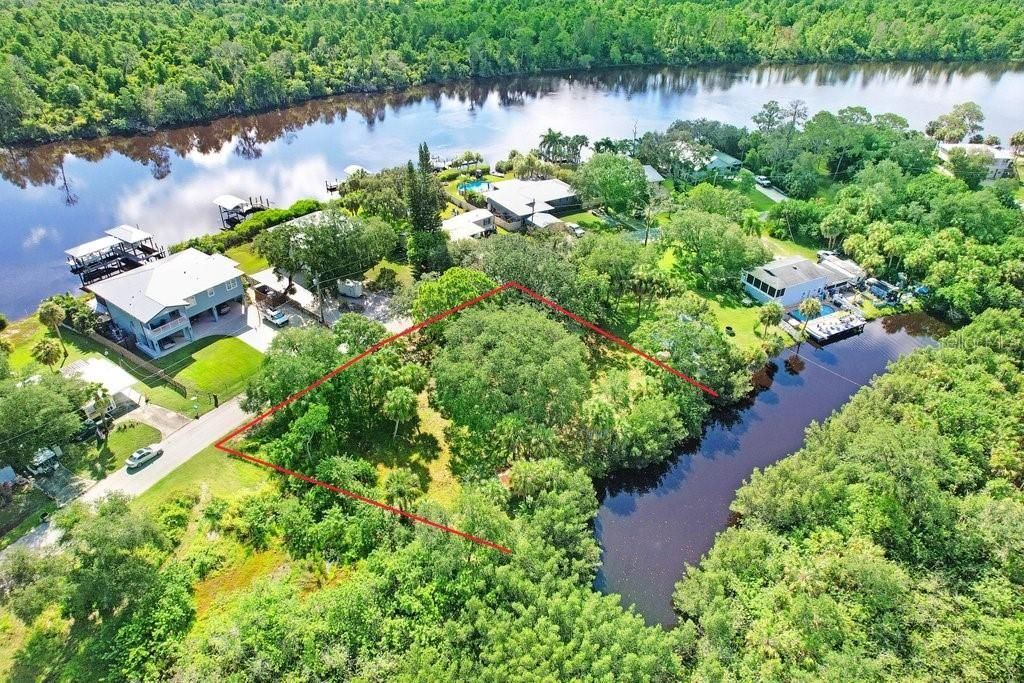 На продажу: $249,999 (0.45 acres)