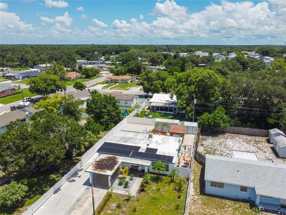 Active With Contract: $235,900 (3 beds, 2 baths, 1080 Square Feet)