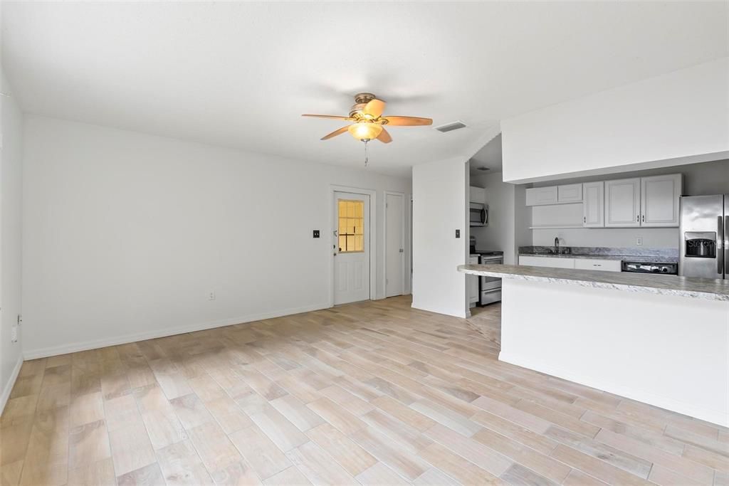 Active With Contract: $255,000 (4 beds, 2 baths, 1351 Square Feet)