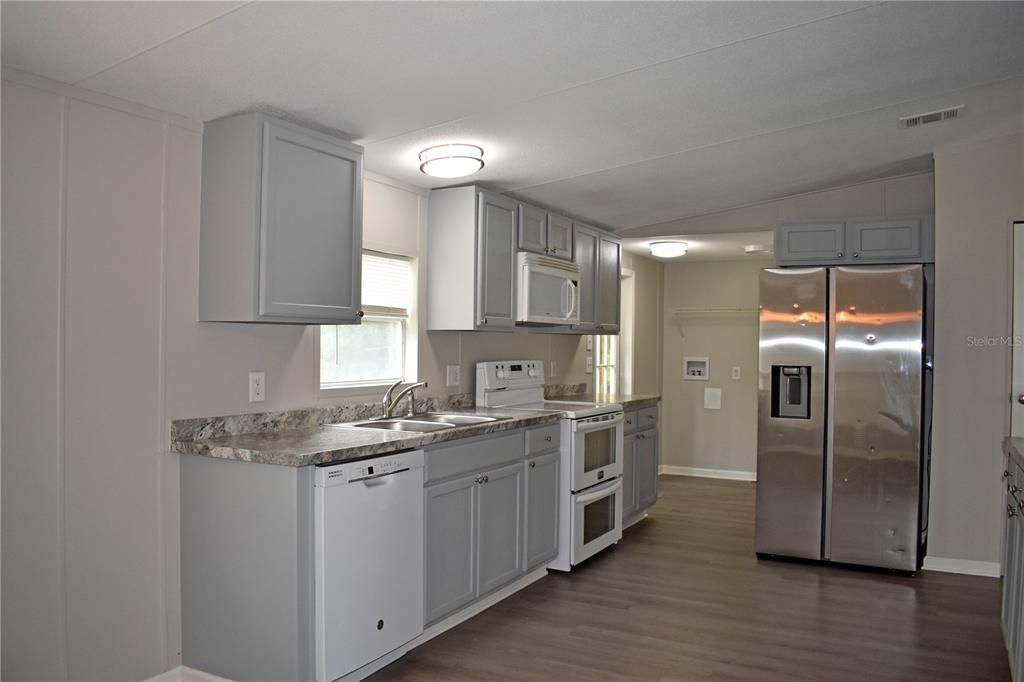 Active With Contract: $175,000 (4 beds, 2 baths, 1344 Square Feet)