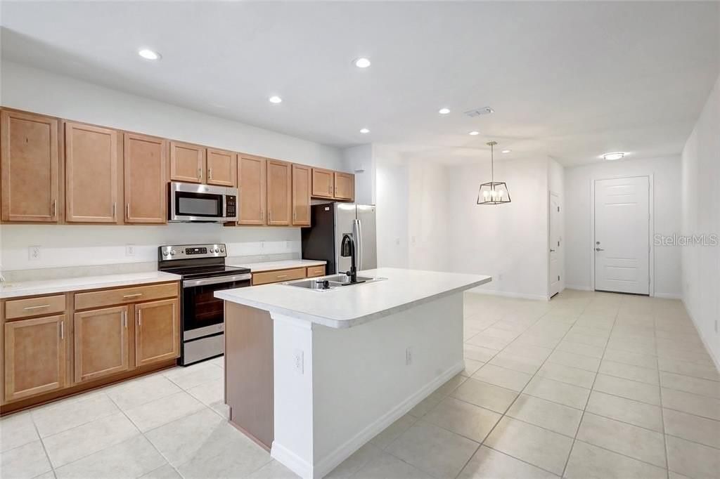 Kitchen/Dining area