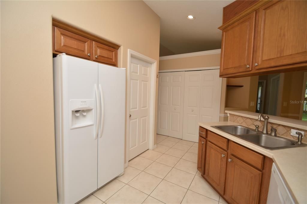 Active With Contract: $2,100 (4 beds, 2 baths, 1879 Square Feet)