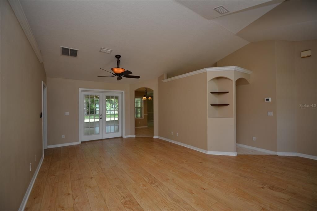 Active With Contract: $2,100 (4 beds, 2 baths, 1879 Square Feet)