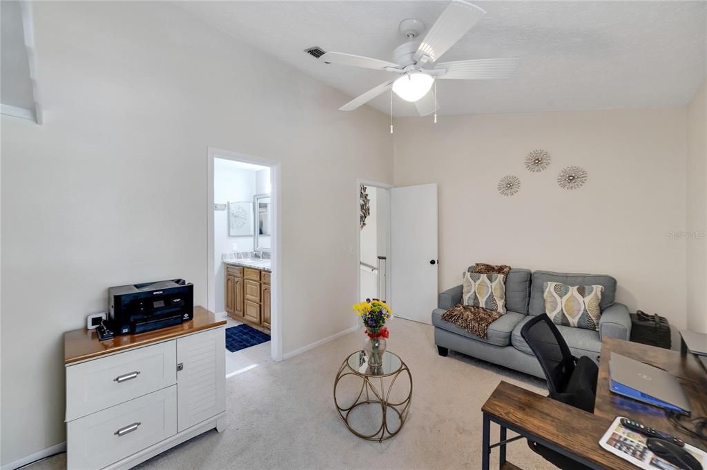 Active With Contract: $287,000 (3 beds, 2 baths, 1244 Square Feet)