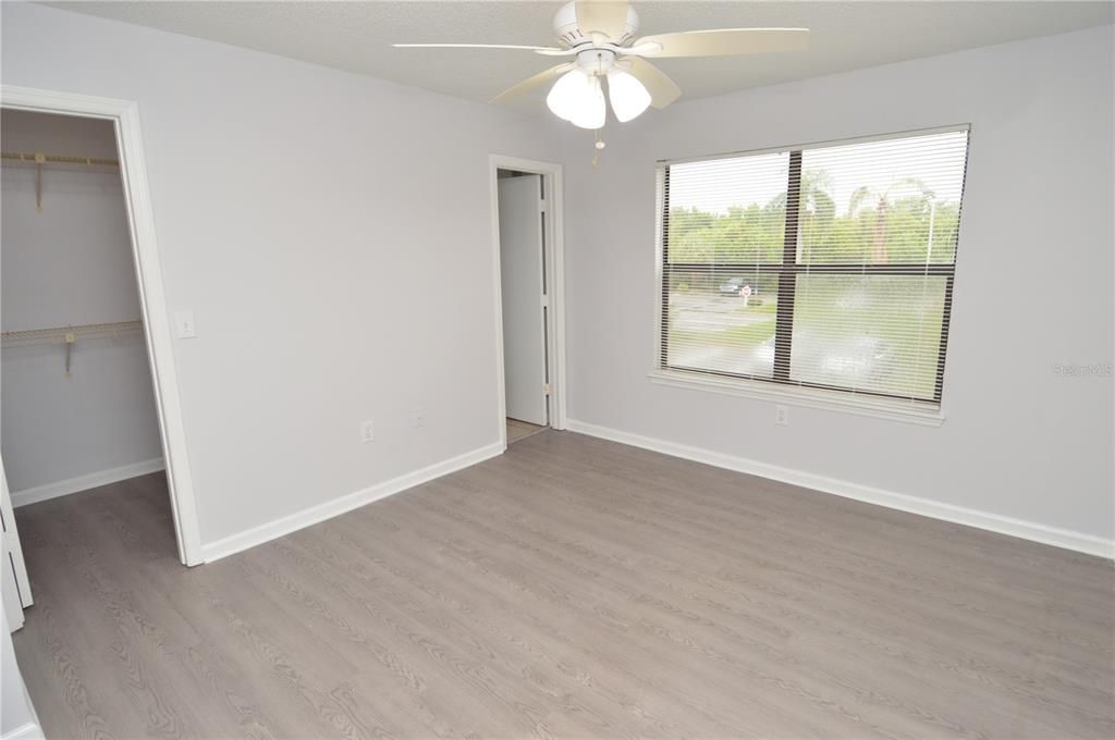 Active With Contract: $1,850 (2 beds, 2 baths, 1200 Square Feet)