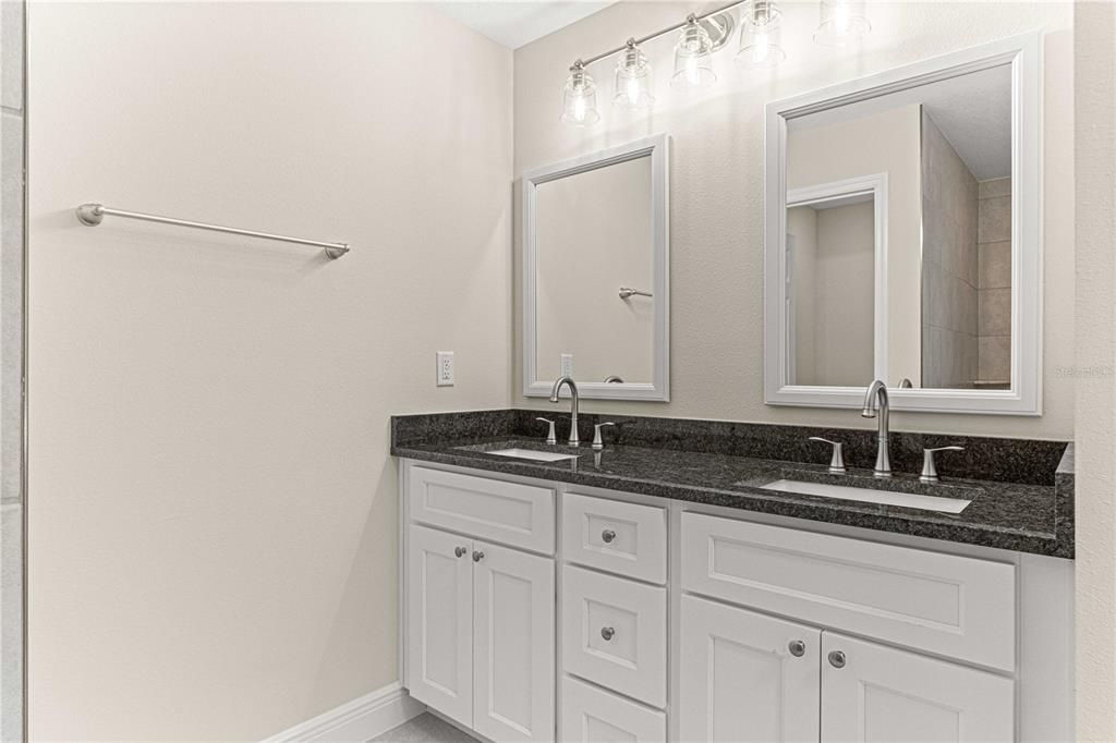 Dual granite countertop sinks