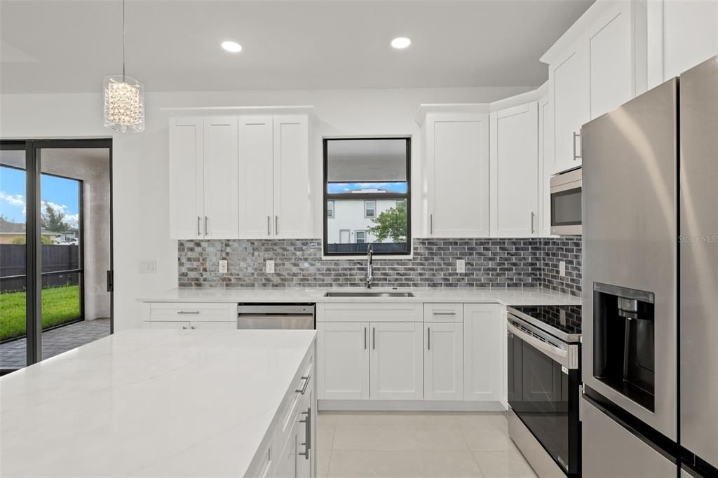 Active With Contract: $469,900 (3 beds, 2 baths, 1450 Square Feet)