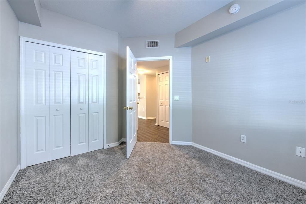 Active With Contract: $169,900 (3 beds, 2 baths, 1151 Square Feet)