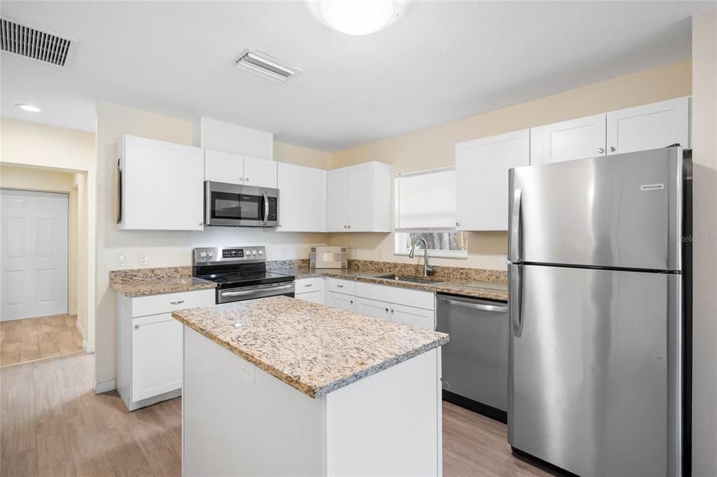 Active With Contract: $365,000 (3 beds, 2 baths, 1809 Square Feet)