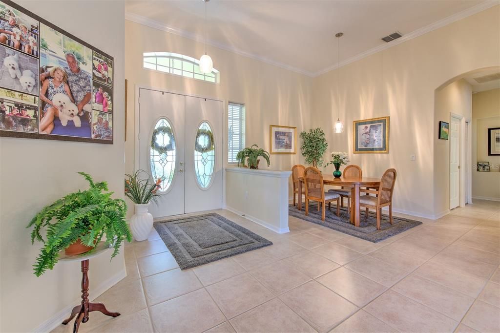 Active With Contract: $699,900 (5 beds, 3 baths, 2734 Square Feet)