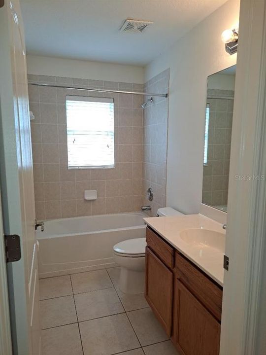 For Rent: $2,500 (3 beds, 2 baths, 1415 Square Feet)