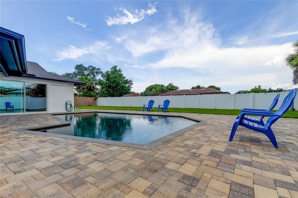 Active With Contract: $969,900 (4 beds, 3 baths, 2449 Square Feet)