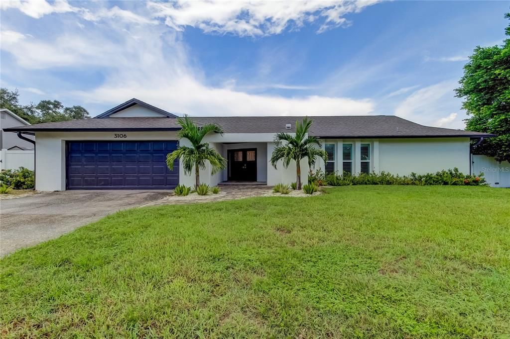 Active With Contract: $969,900 (4 beds, 3 baths, 2449 Square Feet)