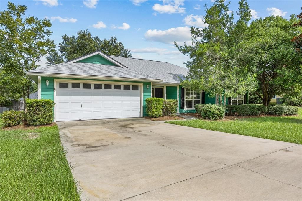 For Sale: $322,000 (3 beds, 2 baths, 1608 Square Feet)