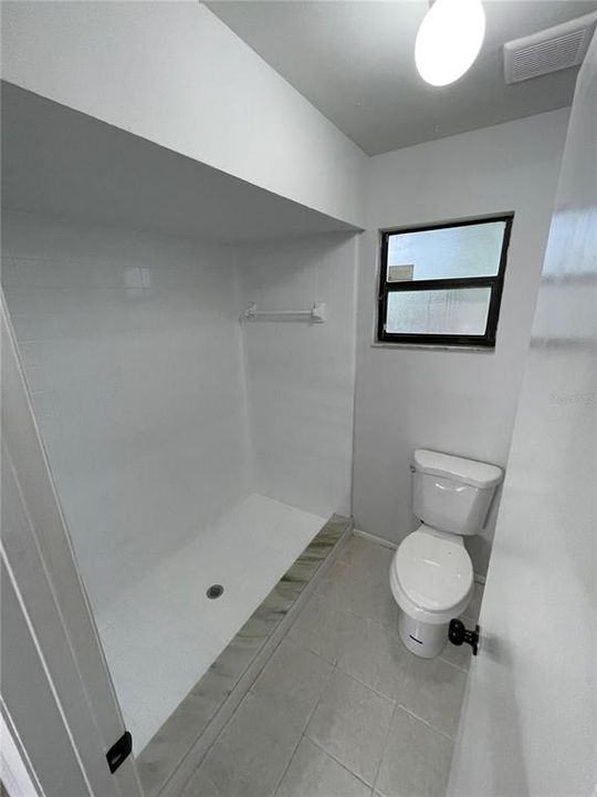 For Sale: $369,900 (3 beds, 2 baths, 1524 Square Feet)