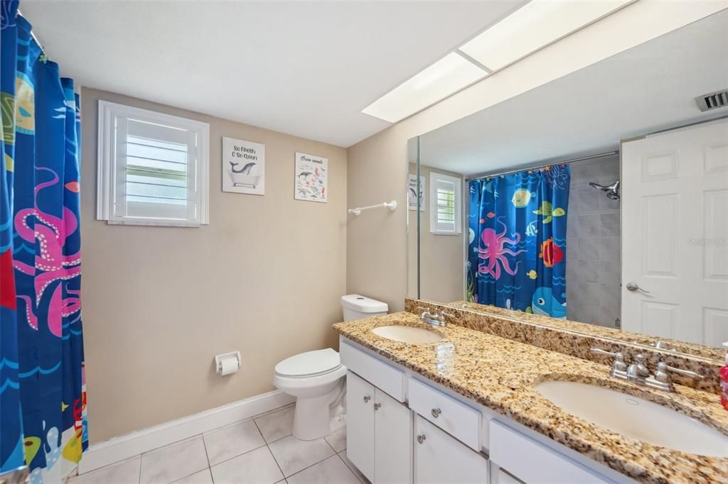 Active With Contract: $700,000 (4 beds, 3 baths, 2272 Square Feet)