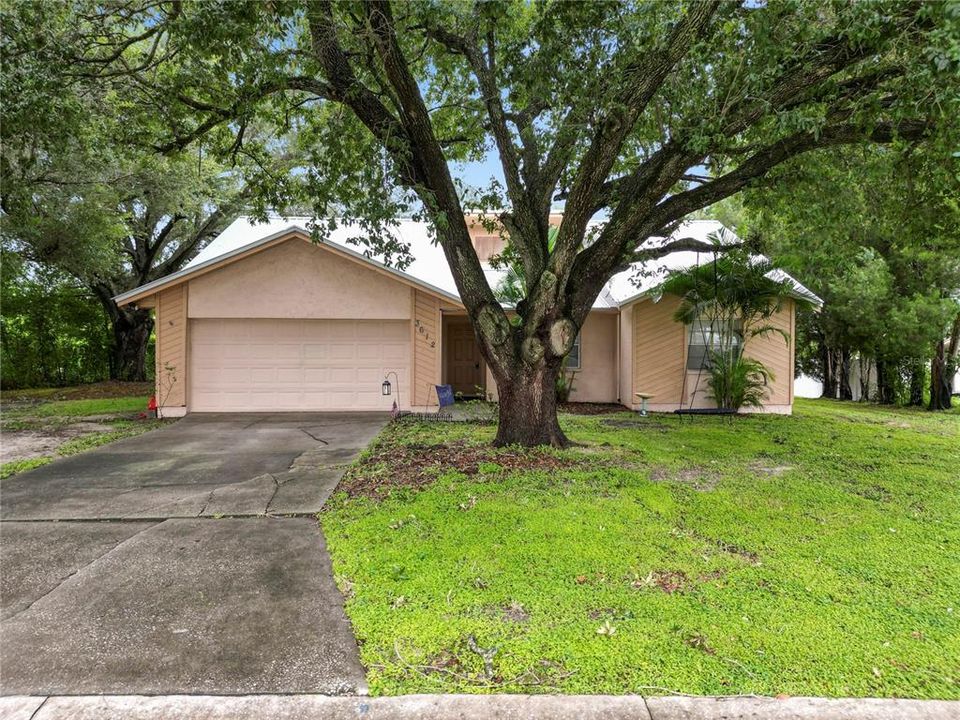 Active With Contract: $265,000 (3 beds, 2 baths, 1474 Square Feet)