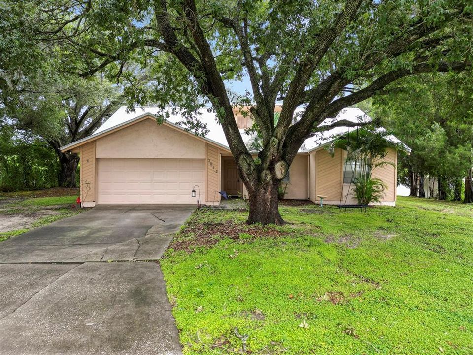 Active With Contract: $265,000 (3 beds, 2 baths, 1474 Square Feet)