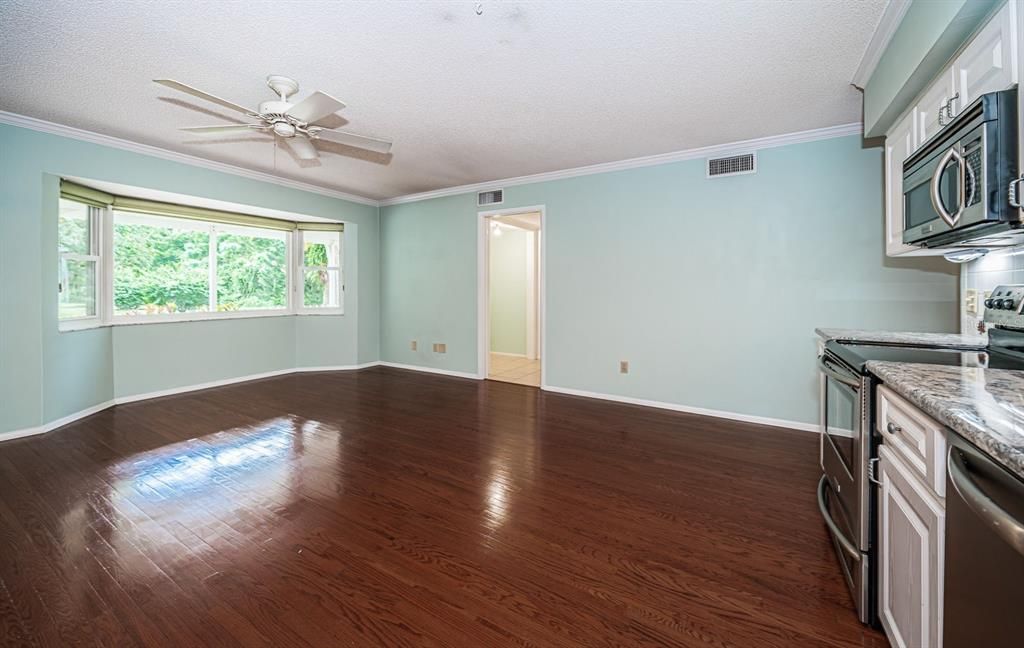 Kitchen/Florida Room