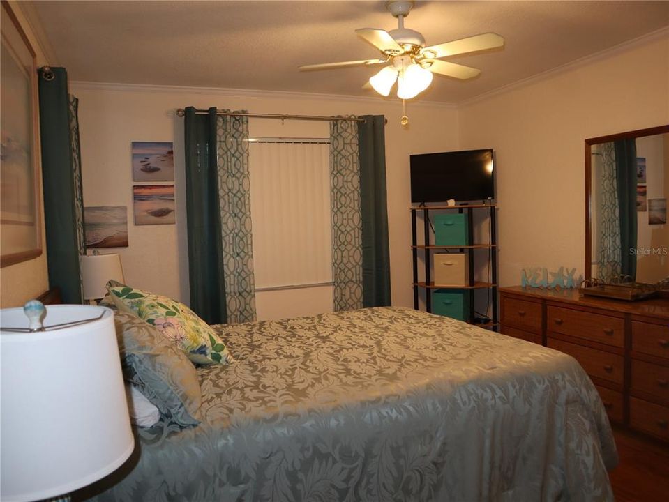 For Rent: $2,600 (2 beds, 2 baths, 1040 Square Feet)