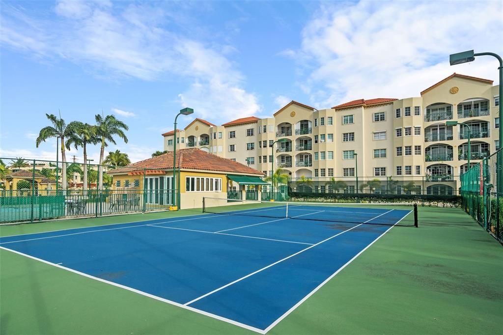 Recently Rented: $2,000 (3 beds, 2 baths, 1894 Square Feet)