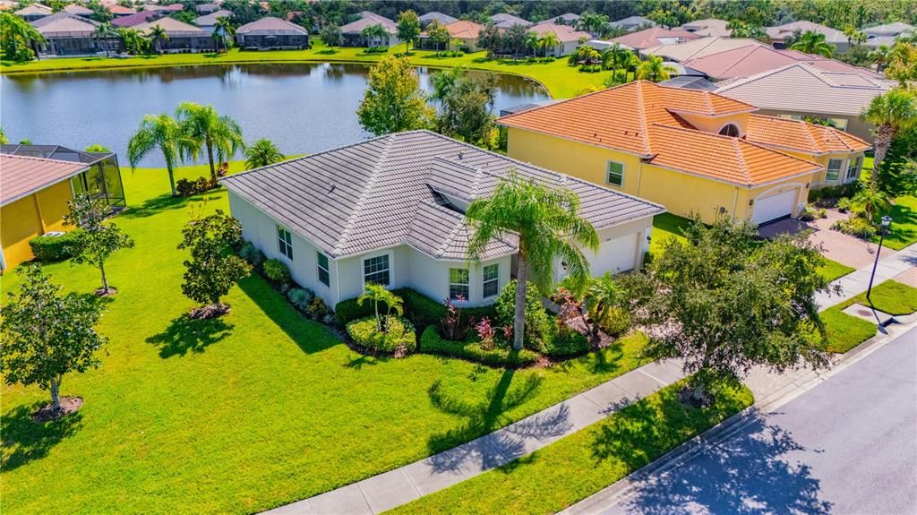 For Sale: $495,000 (3 beds, 2 baths, 2180 Square Feet)