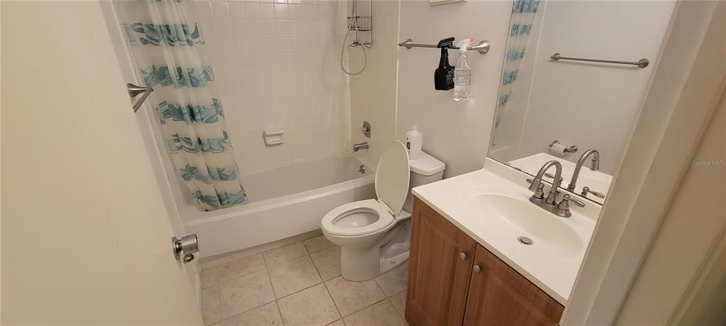 For Rent: $1,650 (2 beds, 2 baths, 897 Square Feet)