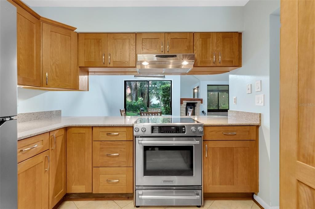 For Sale: $266,500 (3 beds, 2 baths, 1414 Square Feet)