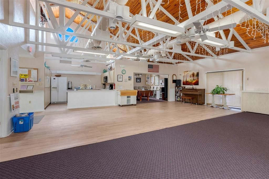 For Sale: $266,500 (3 beds, 2 baths, 1414 Square Feet)