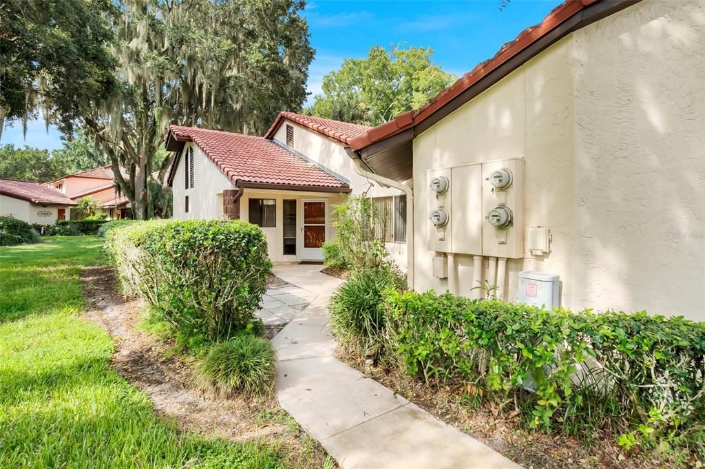 For Sale: $266,500 (3 beds, 2 baths, 1414 Square Feet)