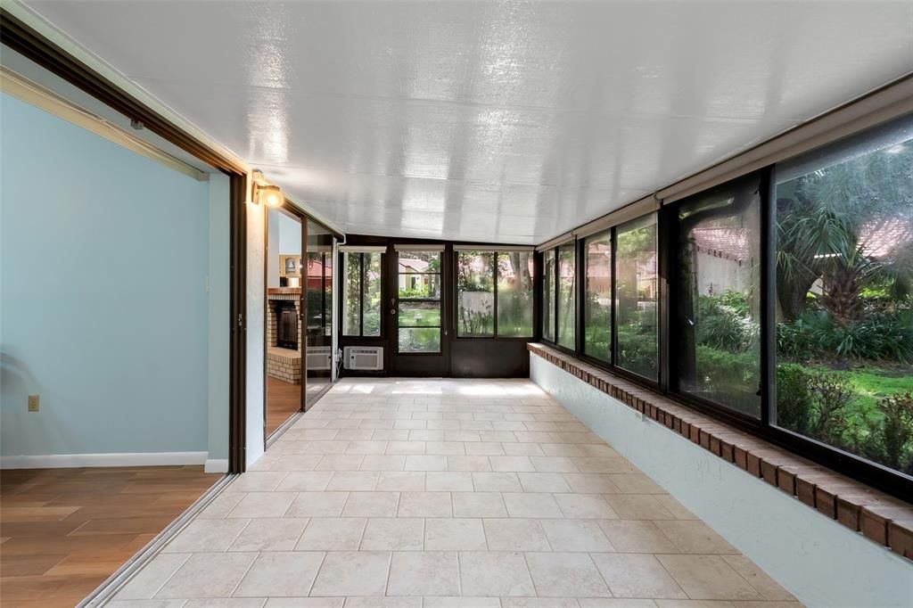 For Sale: $266,500 (3 beds, 2 baths, 1414 Square Feet)