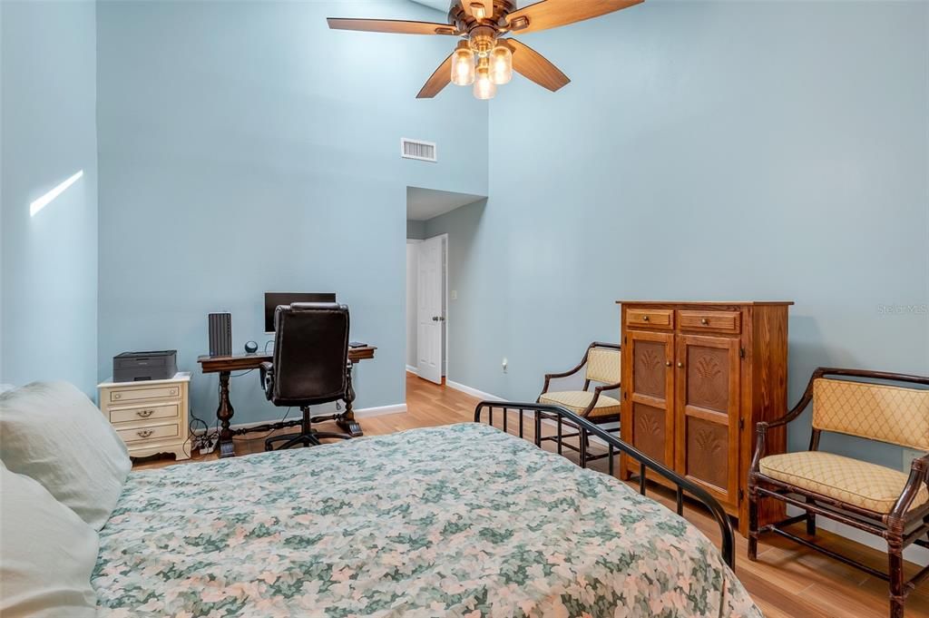 For Sale: $266,500 (3 beds, 2 baths, 1414 Square Feet)