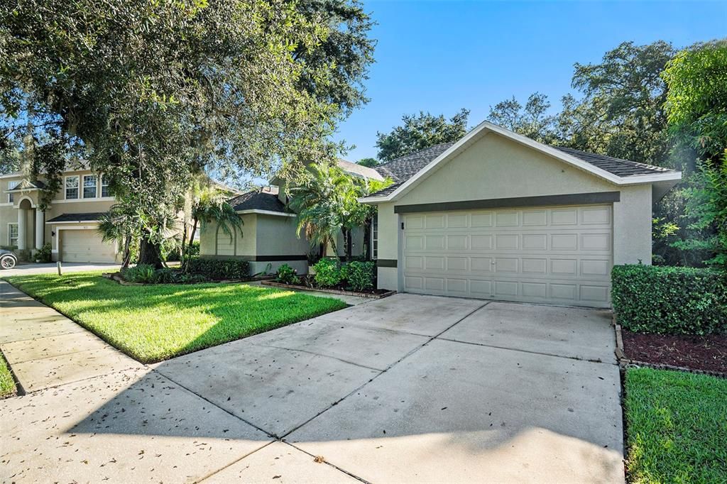 For Sale: $415,000 (3 beds, 2 baths, 1999 Square Feet)