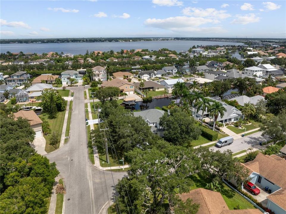 Active With Contract: $1,200,000 (4 beds, 4 baths, 3687 Square Feet)