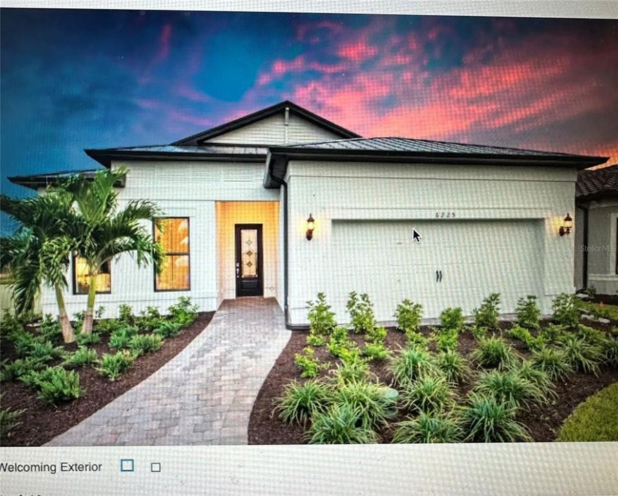 Recently Sold: $857,000 (3 beds, 2 baths, 2600 Square Feet)