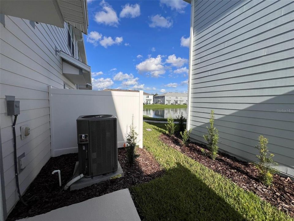 Active With Contract: $2,500 (3 beds, 2 baths, 1699 Square Feet)