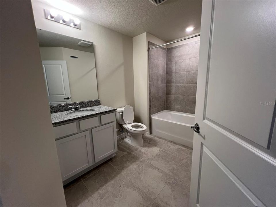 Active With Contract: $2,500 (3 beds, 2 baths, 1699 Square Feet)