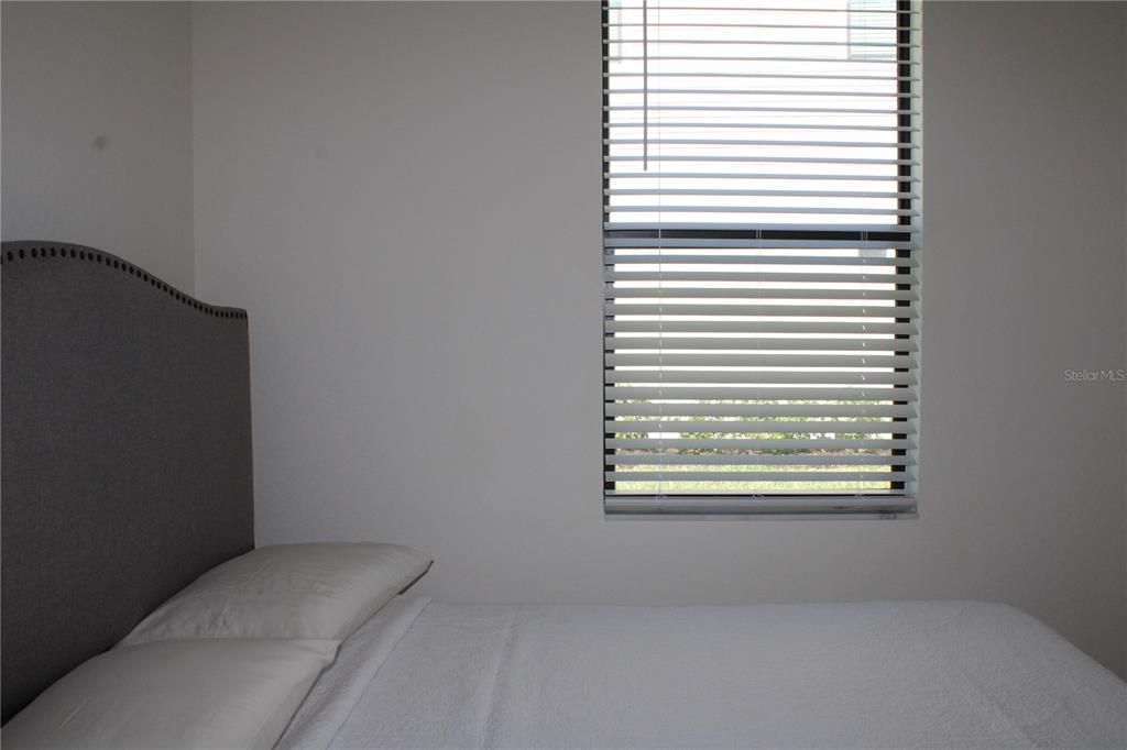 For Rent: $3,595 (3 beds, 3 baths, 1836 Square Feet)