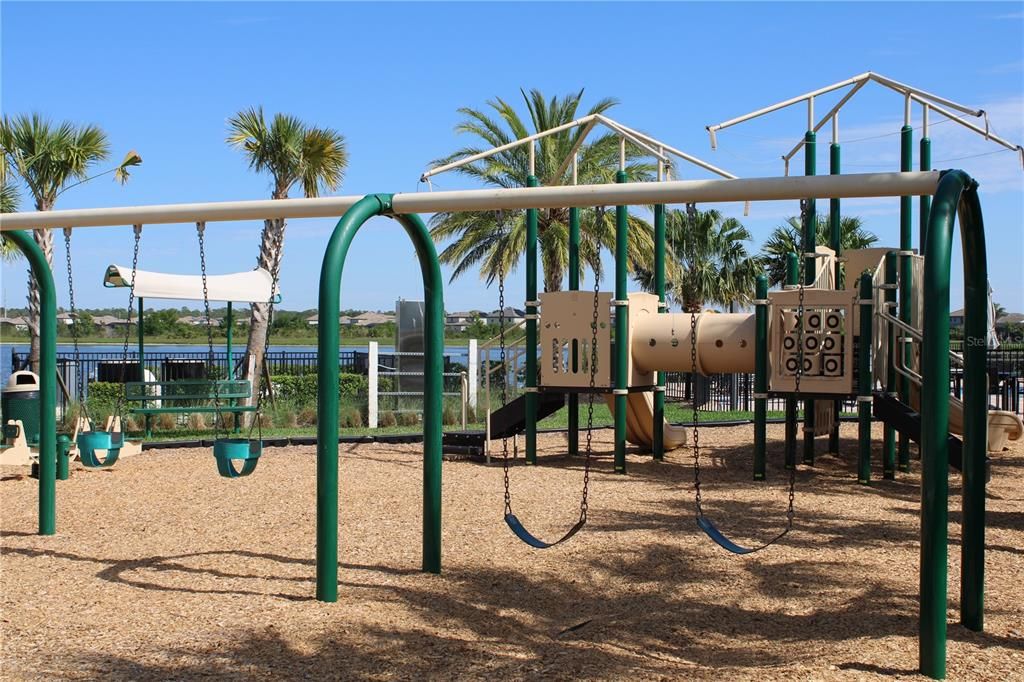 For Rent: $3,595 (3 beds, 3 baths, 1836 Square Feet)