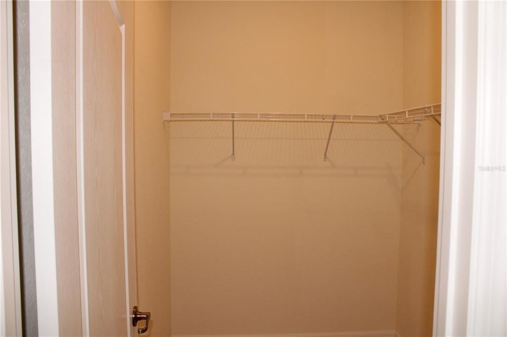 For Rent: $3,595 (3 beds, 3 baths, 1836 Square Feet)