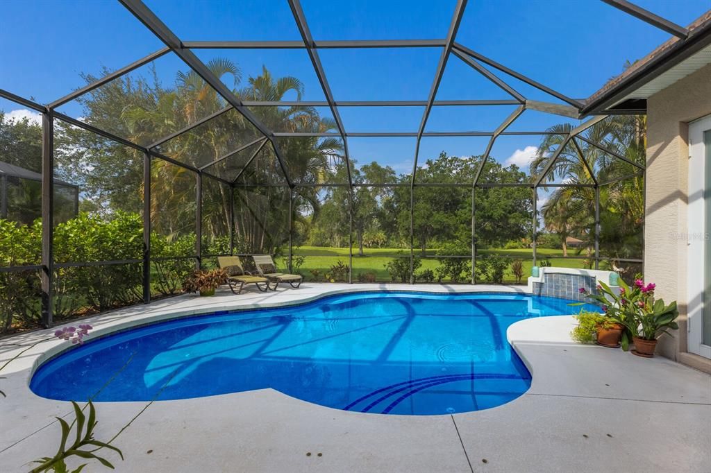 Private pool with amazing golf course views!