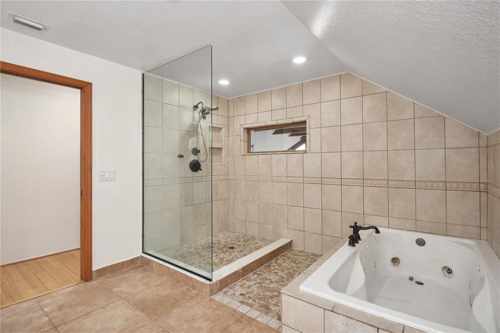 CUSTOM SHOWER AND TUB