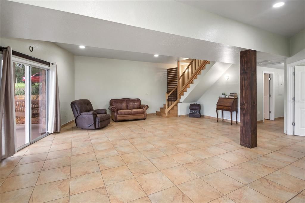 BASEMENT LIVING AREA