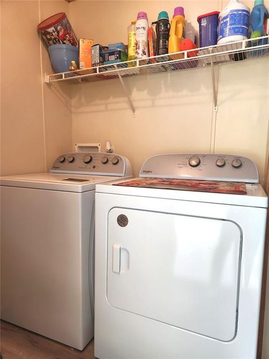 Washer/Dryer Included